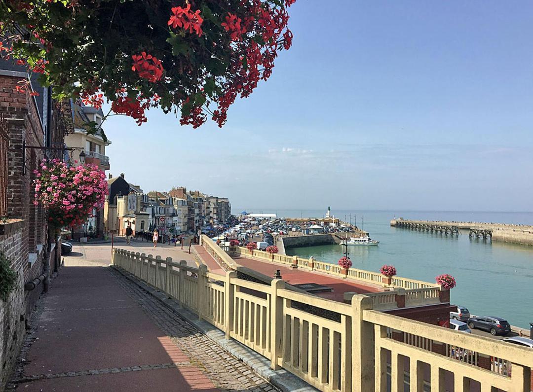 Notre Nid - Grande Terrasse Privee En Bord De Mer, Au Coeur Du Quartier Historique Du Treport ! Wifi Le Treport Bagian luar foto